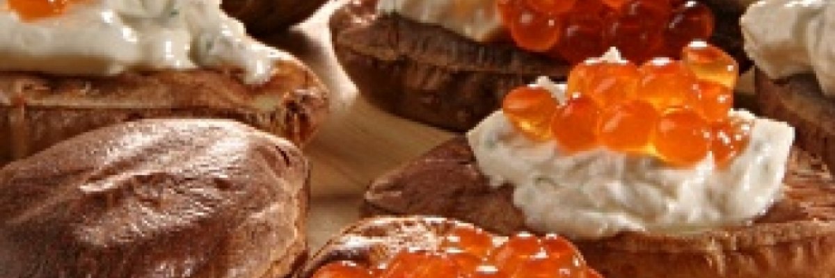 Картопля, фарширована ікрою